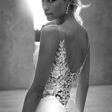 VIKI - Pronovias