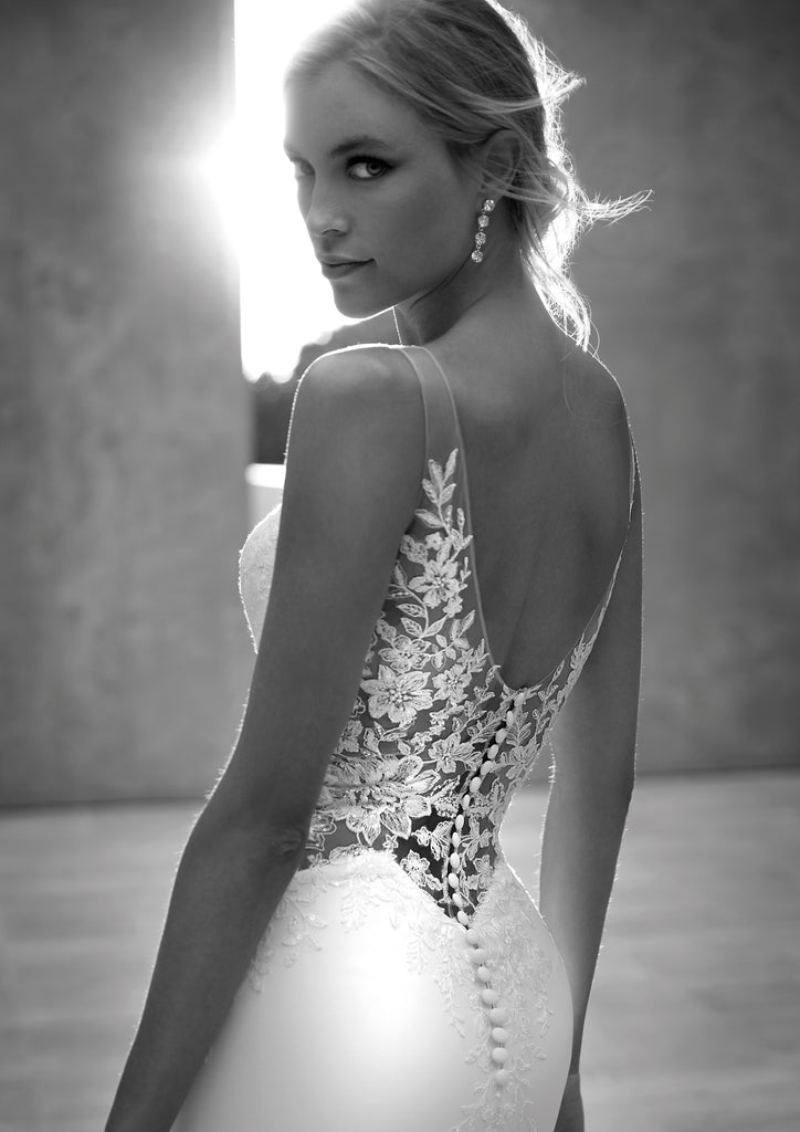 VIKI - Pronovias