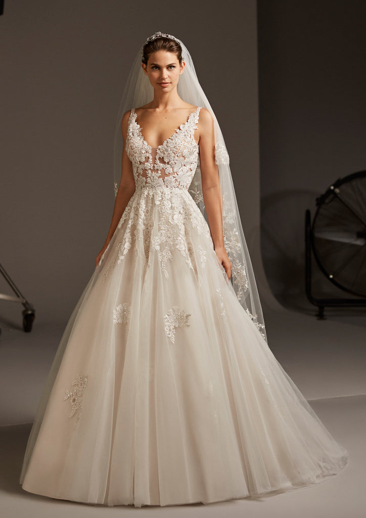 ARIEL by PRONOVIAS 2020 CRUISE COLLECTION