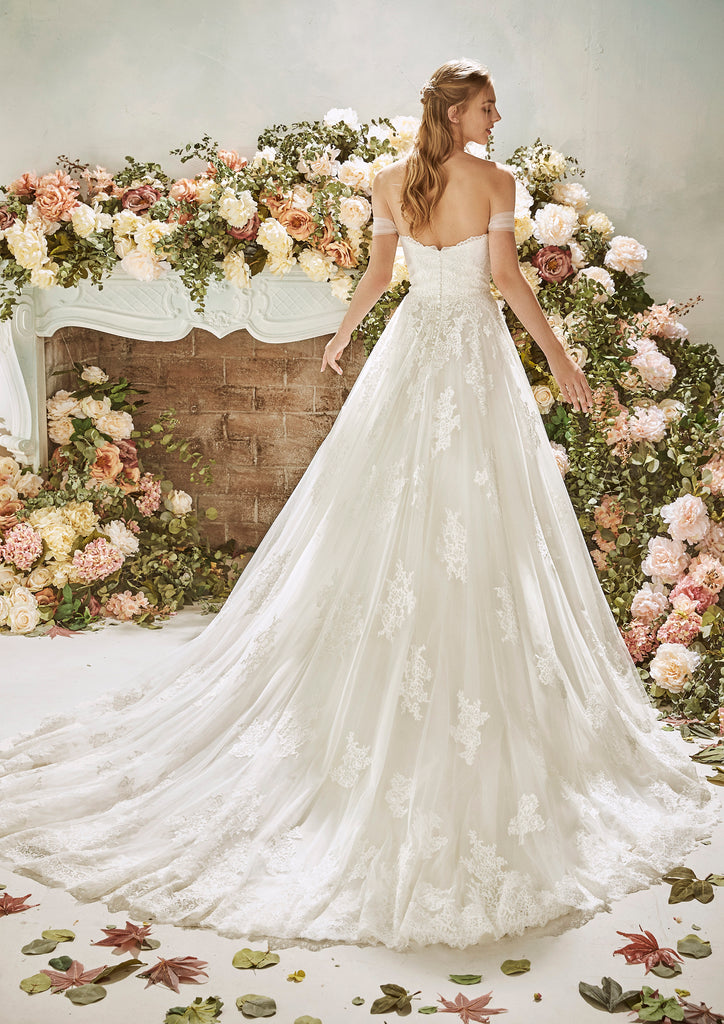 CHRYSANTHS By La Sposa - 2020 Collection