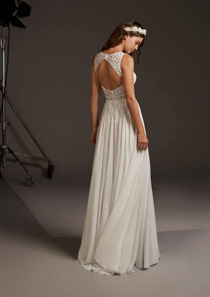 COMET by PRONOVIAS 2020 CRUISE COLLECTION