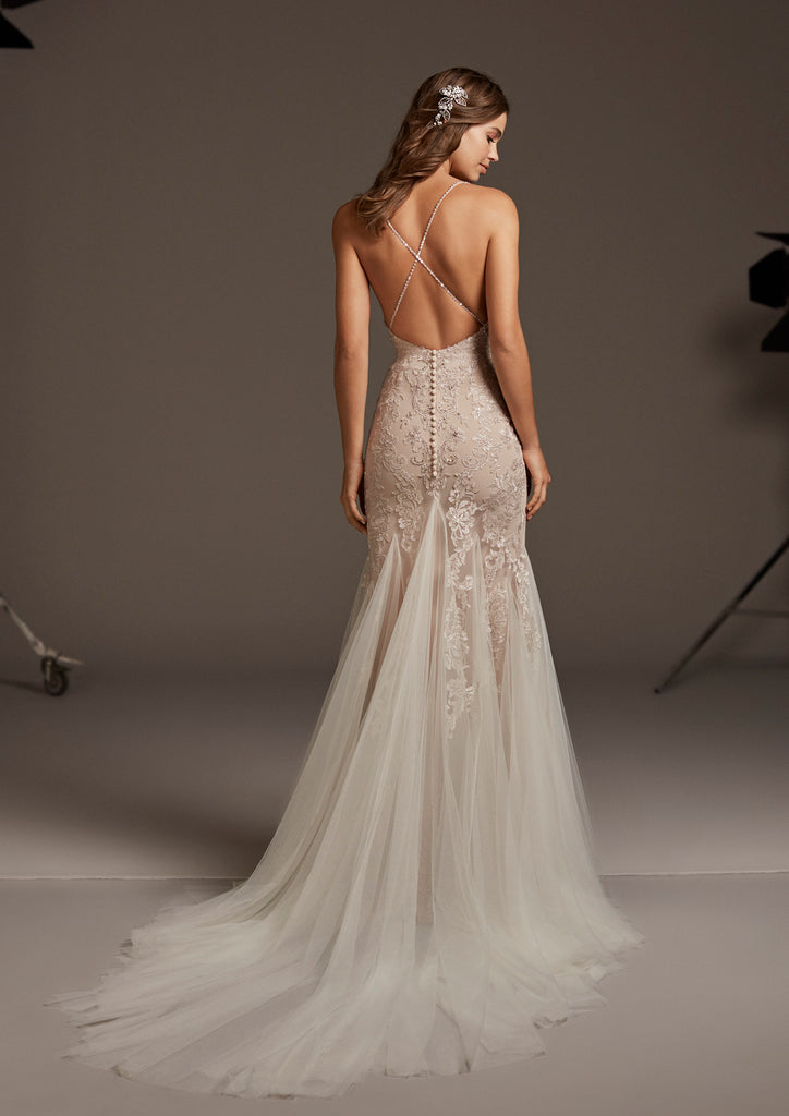 HALLEY by PRONOVIAS 2020 CRUISE COLLECTION