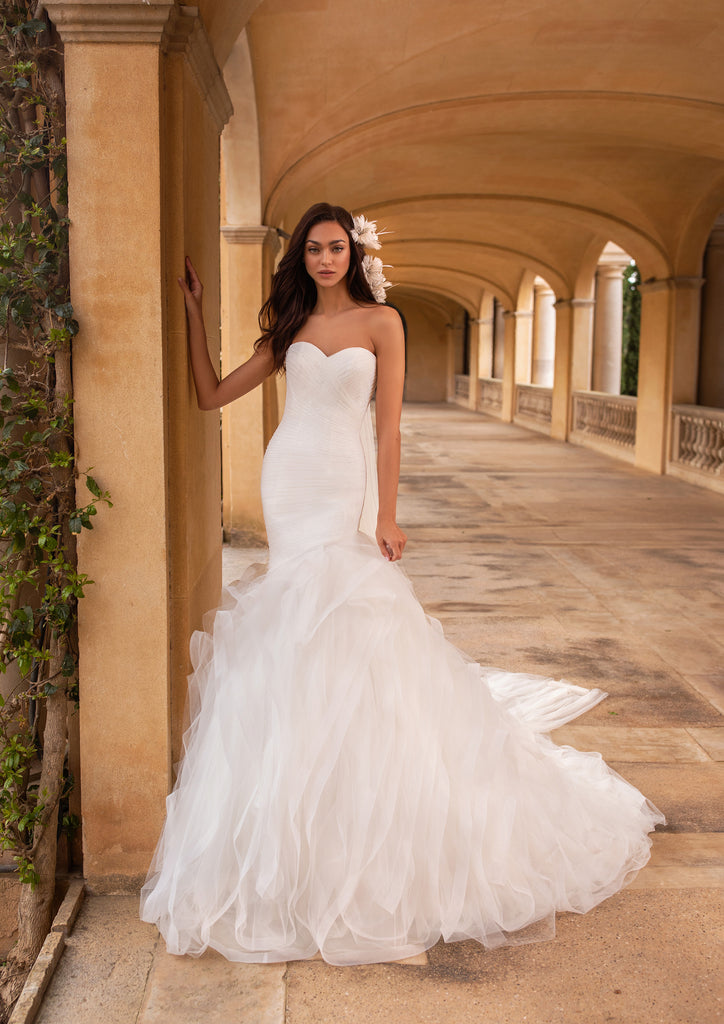 MILDRED by Pronovias 2020 Collection