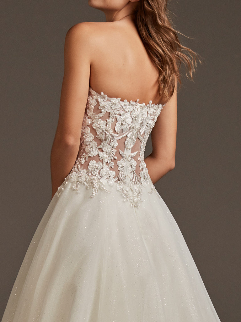 NIX by PRONOVIAS 2020 CRUISE COLLECTION