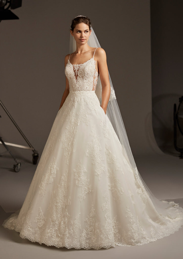OGMA by PRONOVIAS 2020 CRUISE COLLECTION