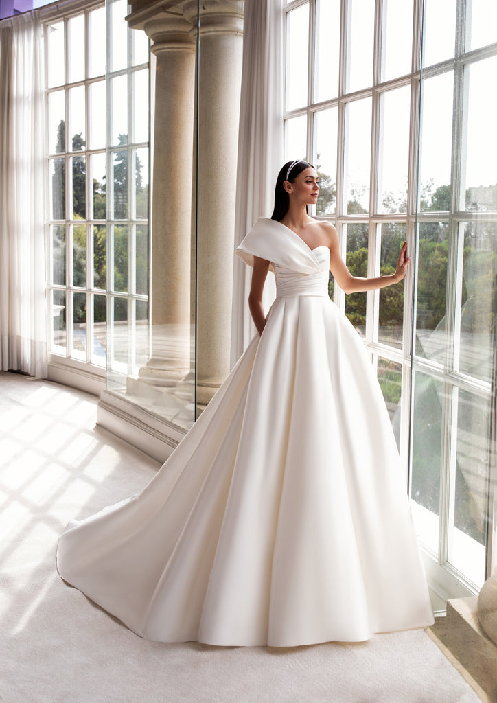 SEDNA by Pronovias 2020 Collection